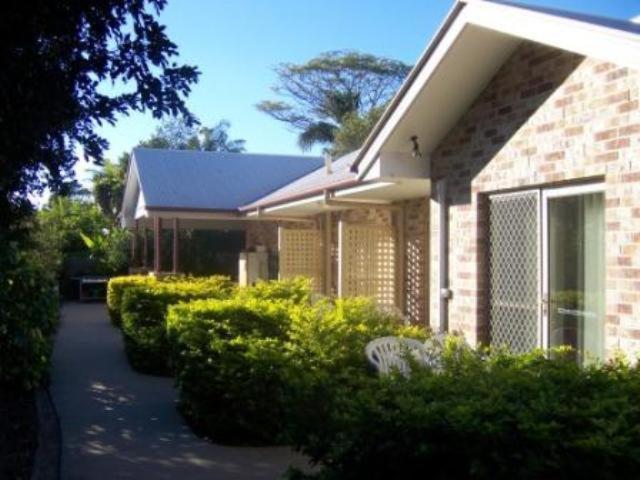 Redland Bay Motel photo