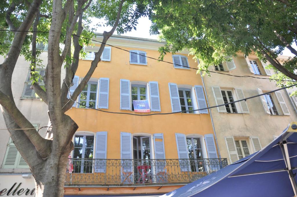 Superbe appartement loft vieil Antibes photo