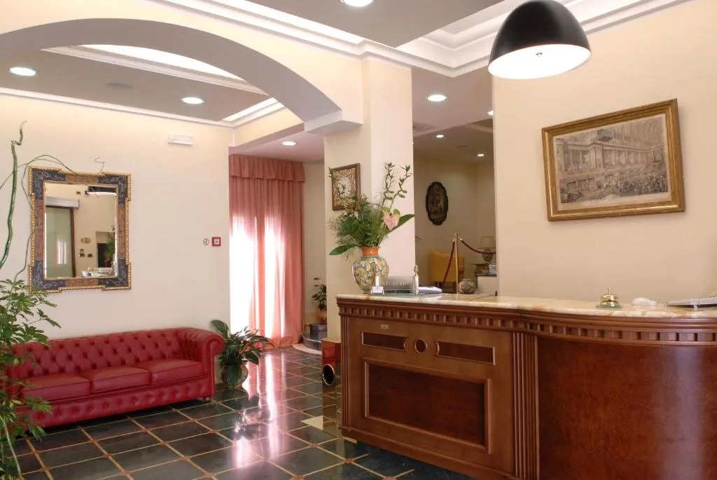 Hotel Paradiso Delle Madonie, מלון בקסטלבונו