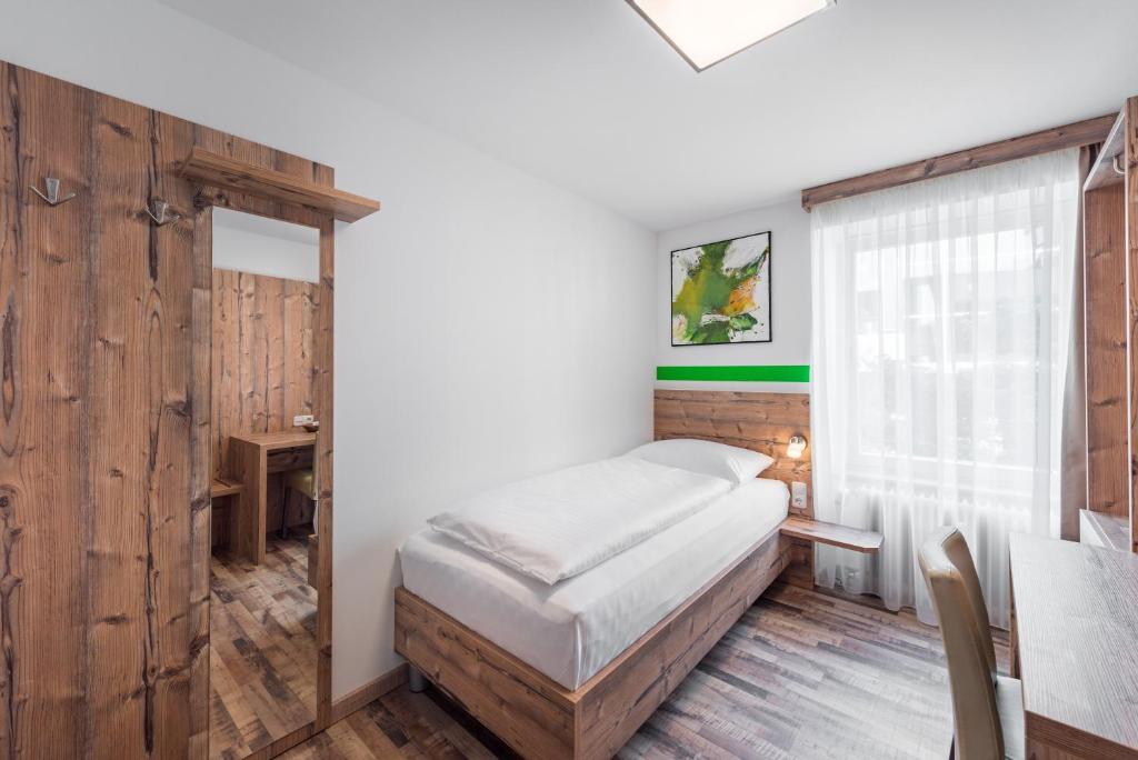 City Rooms Wels - contactless check-in photo