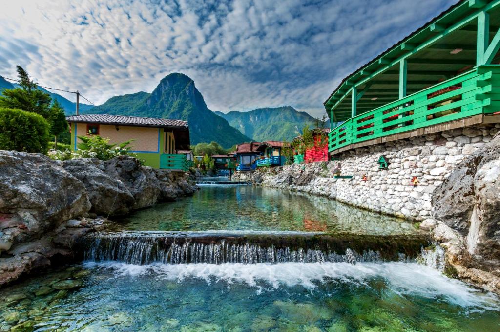 Eco village Raj u raju — Hotel in Konjic