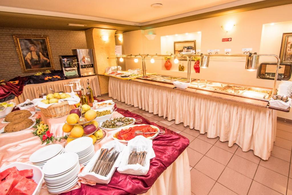 Hotel Brascos — Restaurant & bars in Rethymnon