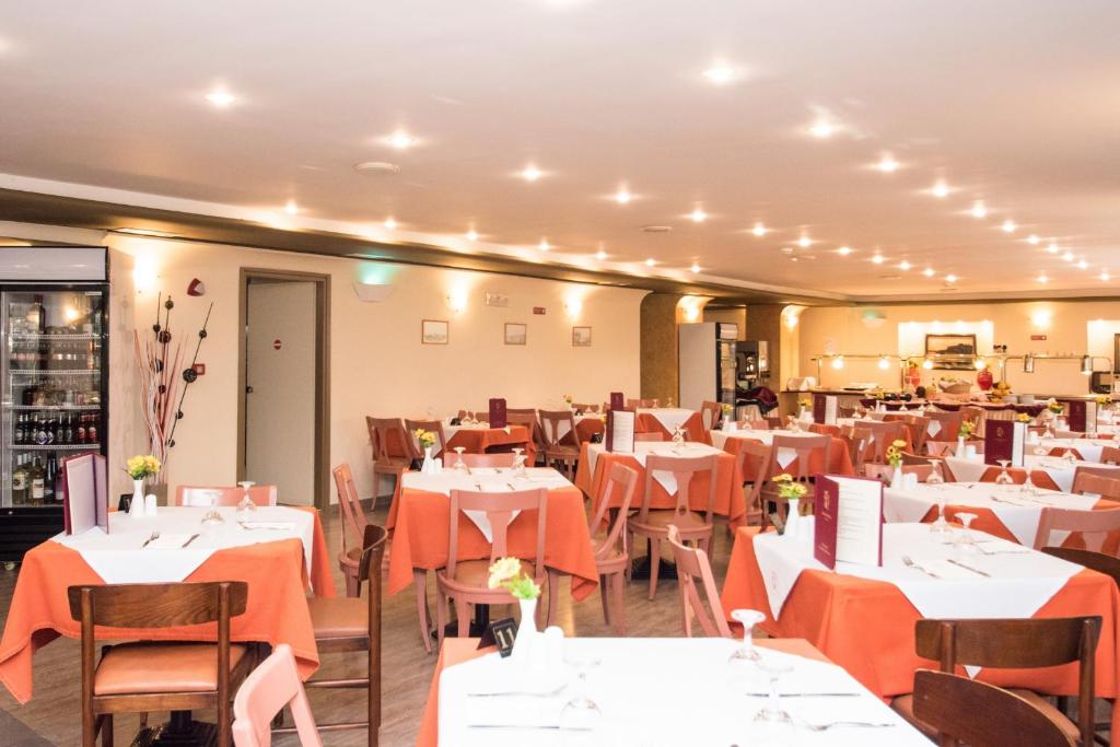 Hotel Brascos — Restaurant & bars in Rethymnon