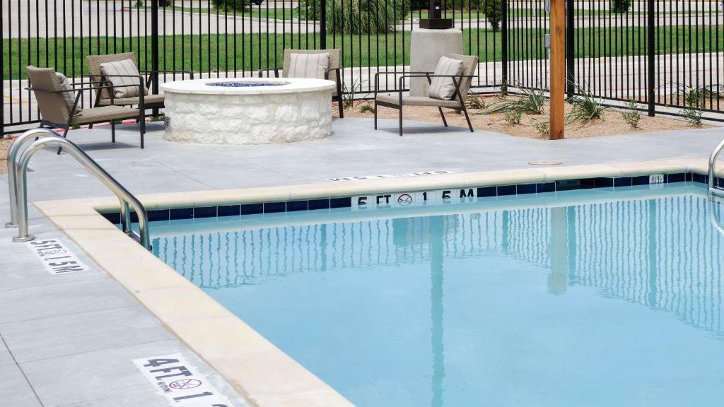 Country Inn & Suites by Radisson, New Braunfels, TX photo