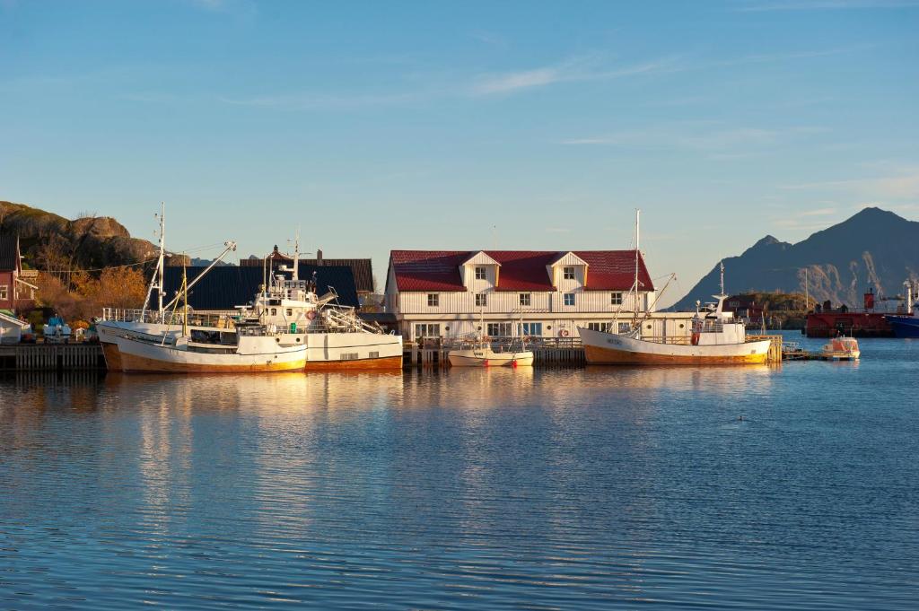 Lofoten Rorbuer photo