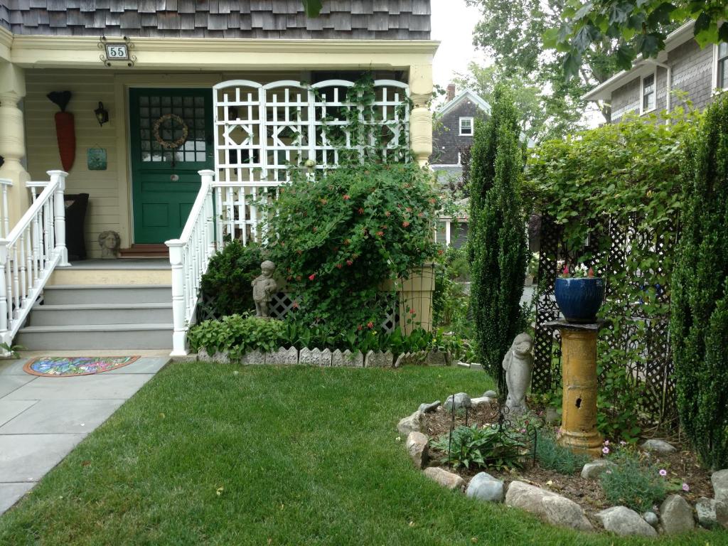 Armistead Cottage Bed & Breakfast Main image 1