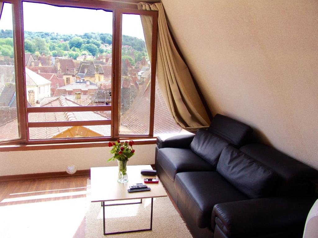 FRANRÉAL, 4 Appartements - 4