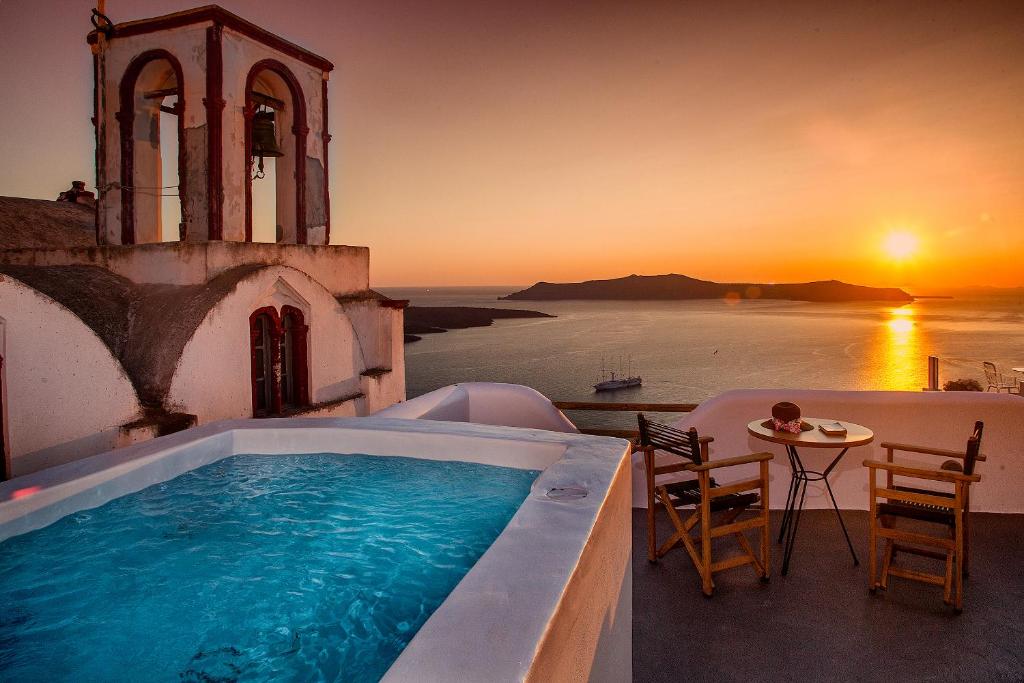 Aperto Suites - Adults Only, Fira