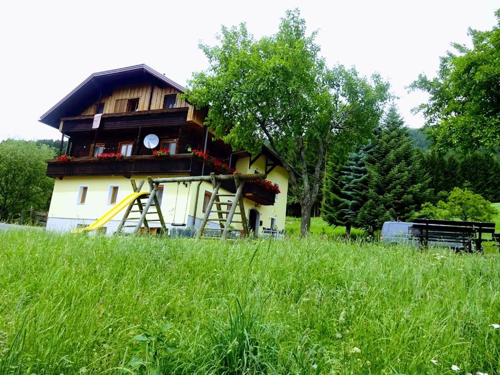 idyllischer Landhof Bär Nähe Millstättersee Ferienwohnung mit Balkon - 3