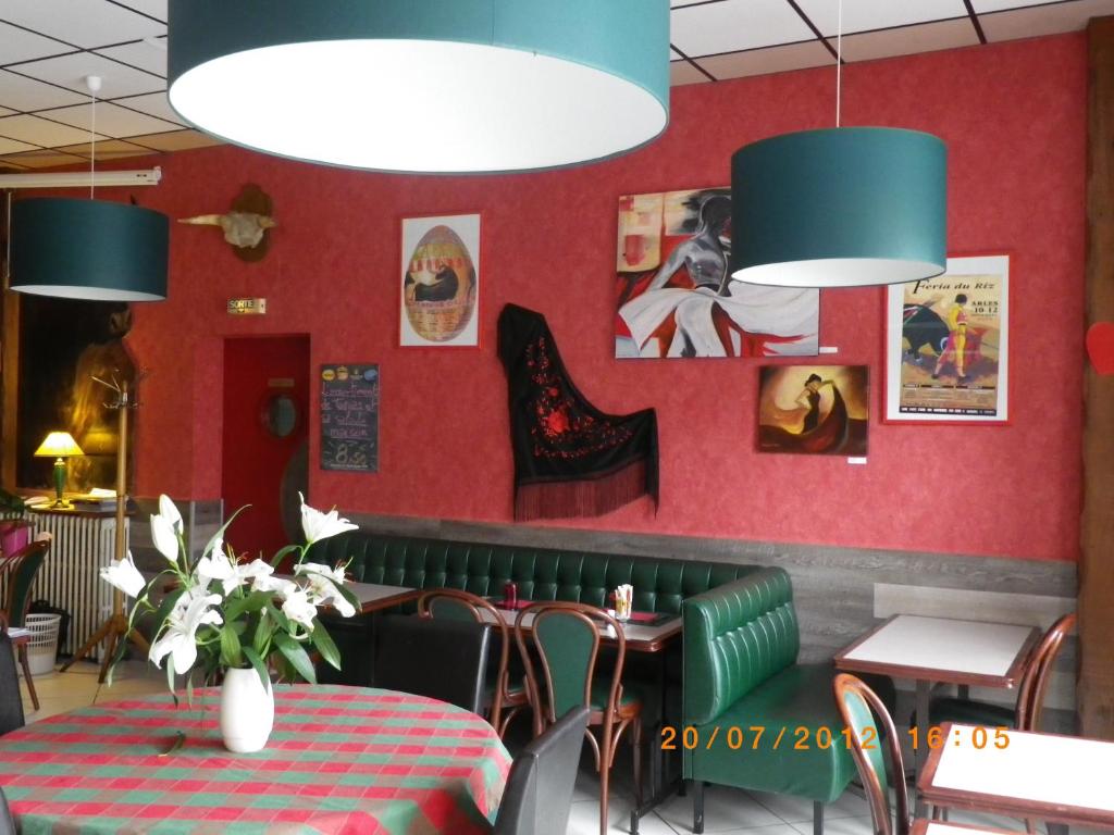 Hotel Bb Saint Quentin Hotel Bb Saint Quentin
