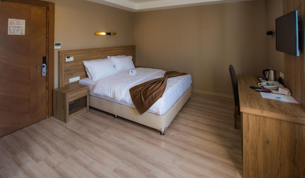 غرفة مفردة كبيرة