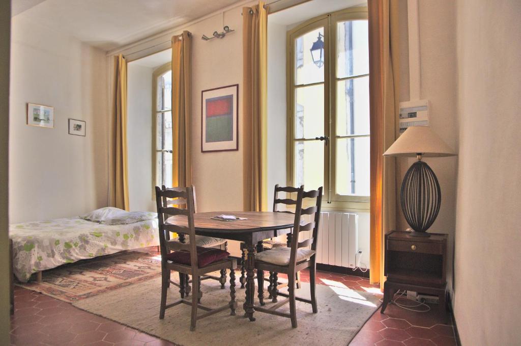 La Cigale — Hotel in Saint-Hippolyte-du-Fort