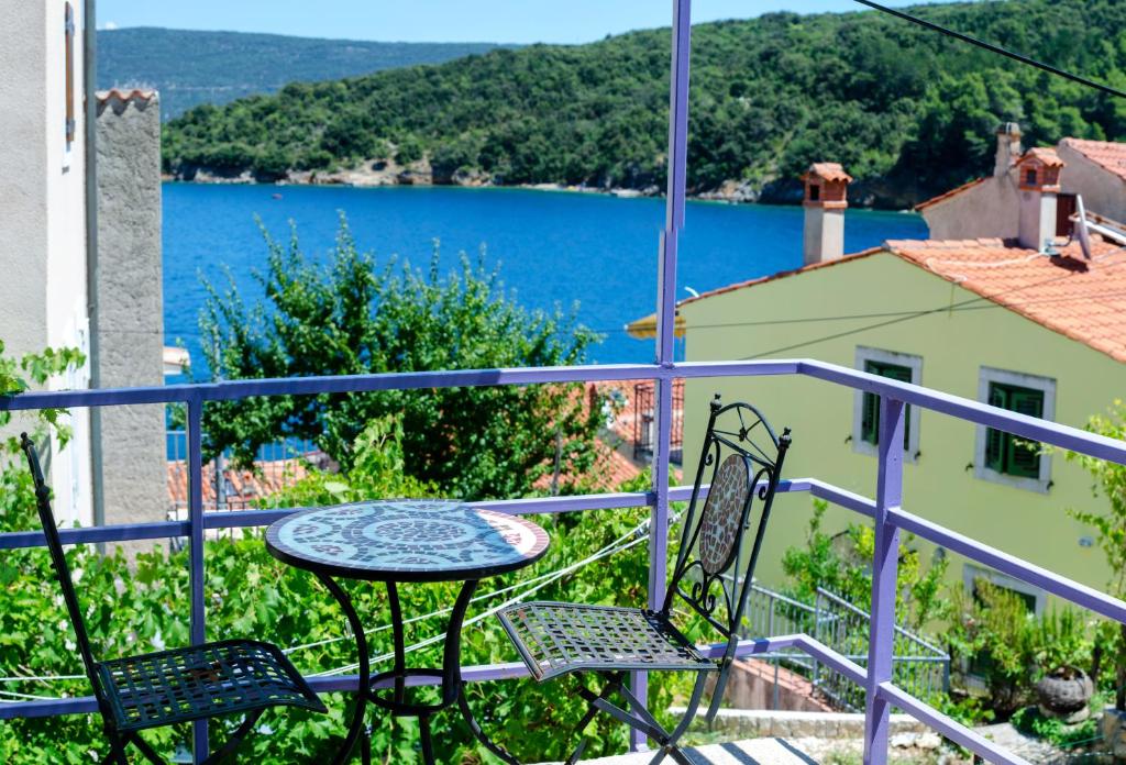 Apartments &amp; Room Toni — Hotel in Valun