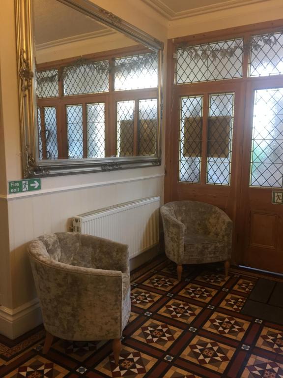 Copper Beech House photo