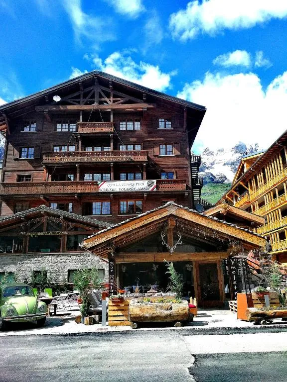 Hotel Punta Maquignaz, hotel in Breuil-Cervinia