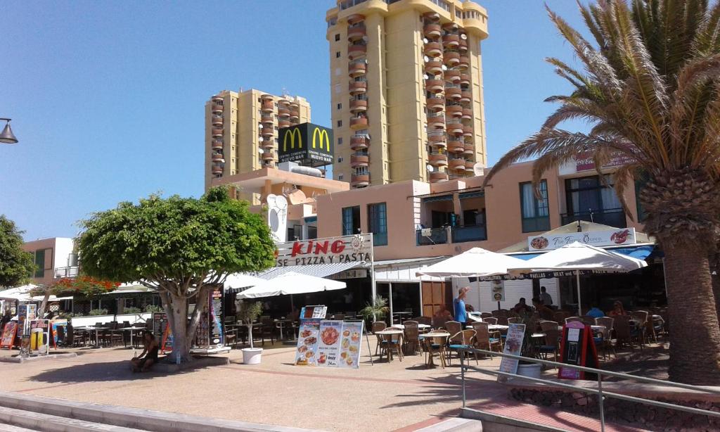 Torres del Sol Sea View Apartment - 4