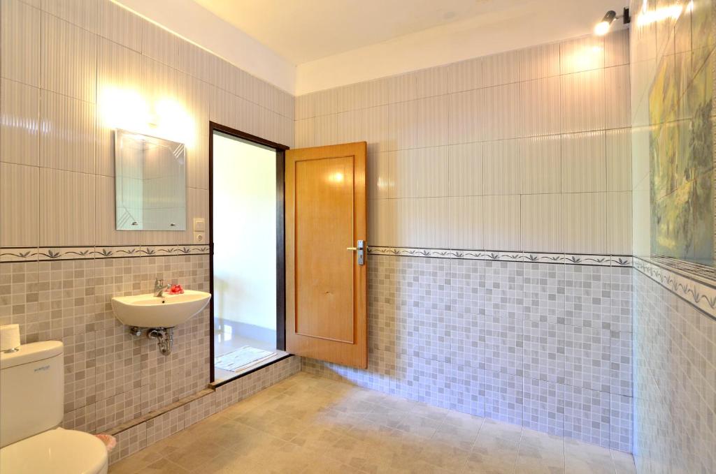 Arik Homestay Canggu photo