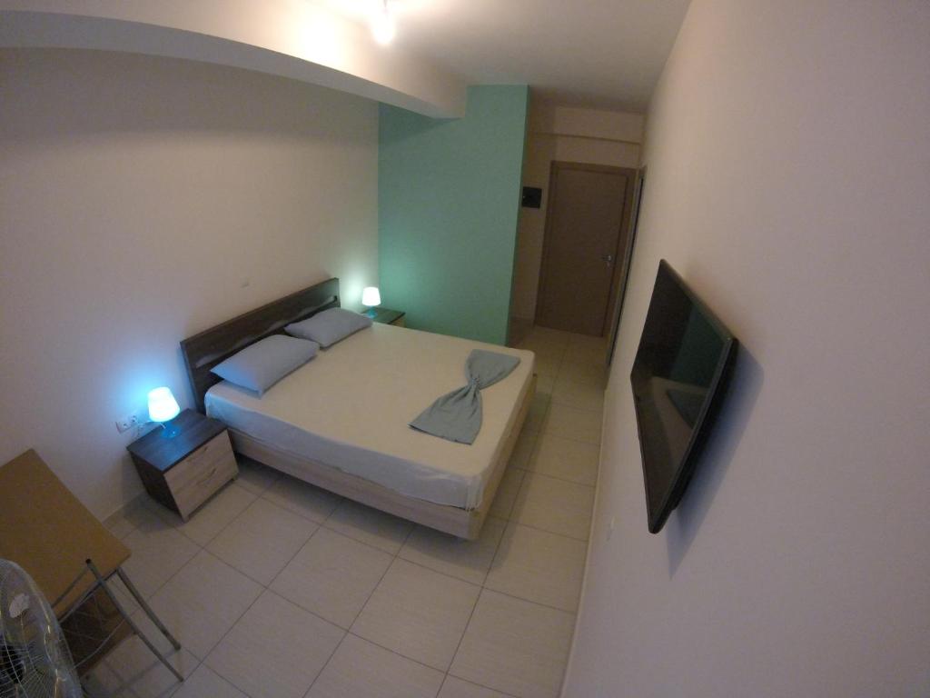 Riviera Rooms photo