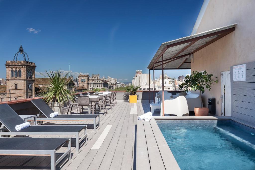 Enjoybcn Miro Apartments photo