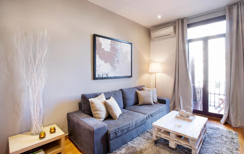 Apartments Barcelona & Home Deco Viladomat - 4