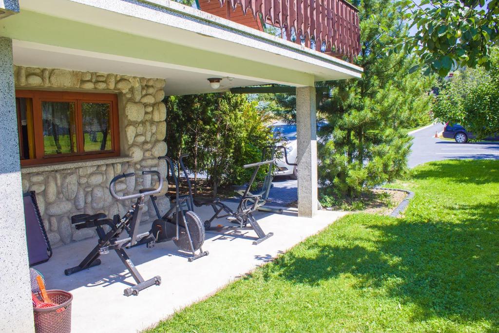 Hacjenda - Apartamenty i Pokoje Goscinne photo