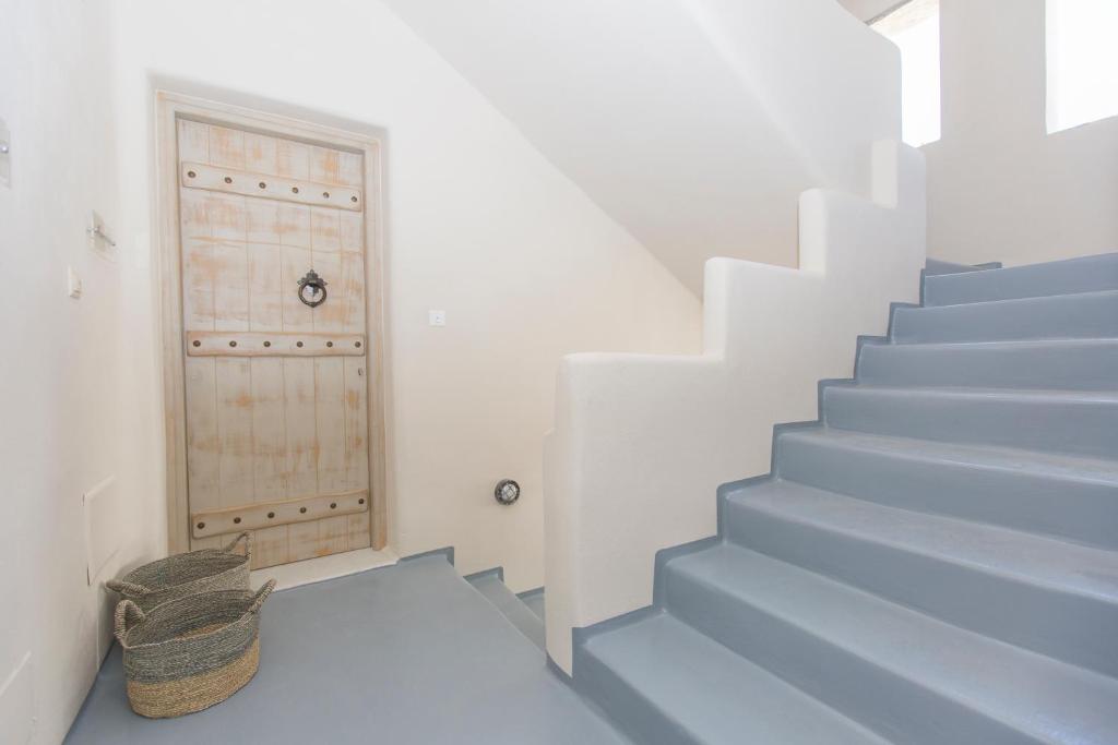 Ampelos Suites photo
