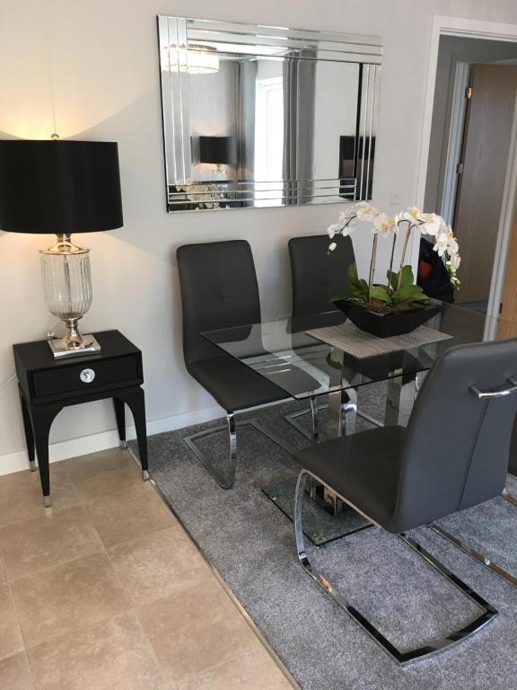 Cardiff luxury apartments 전경