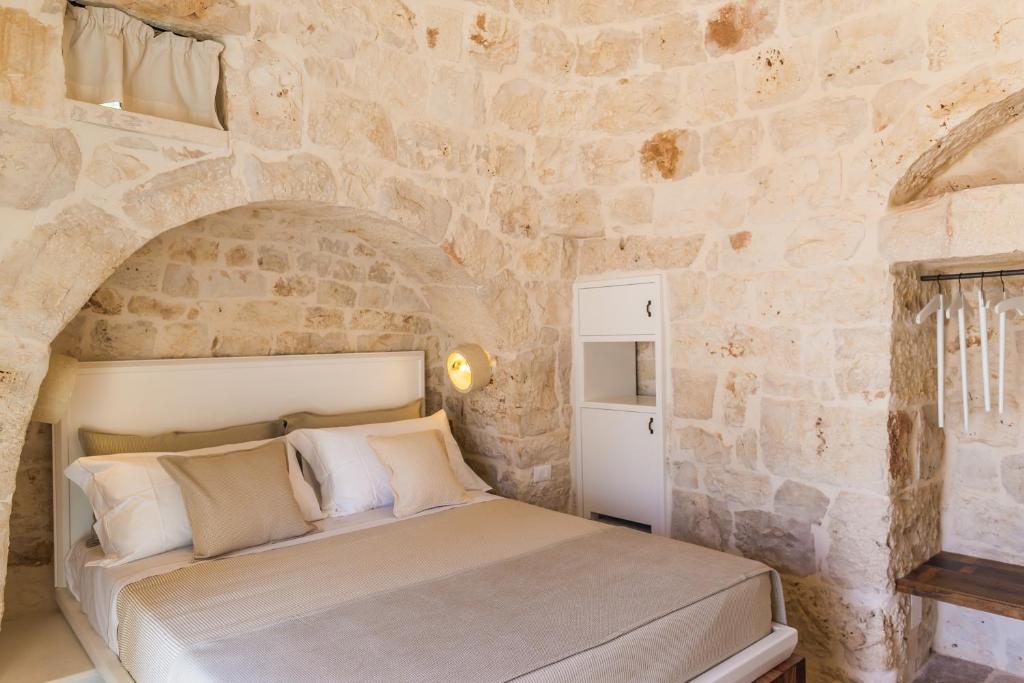 Borgo Canonica photo