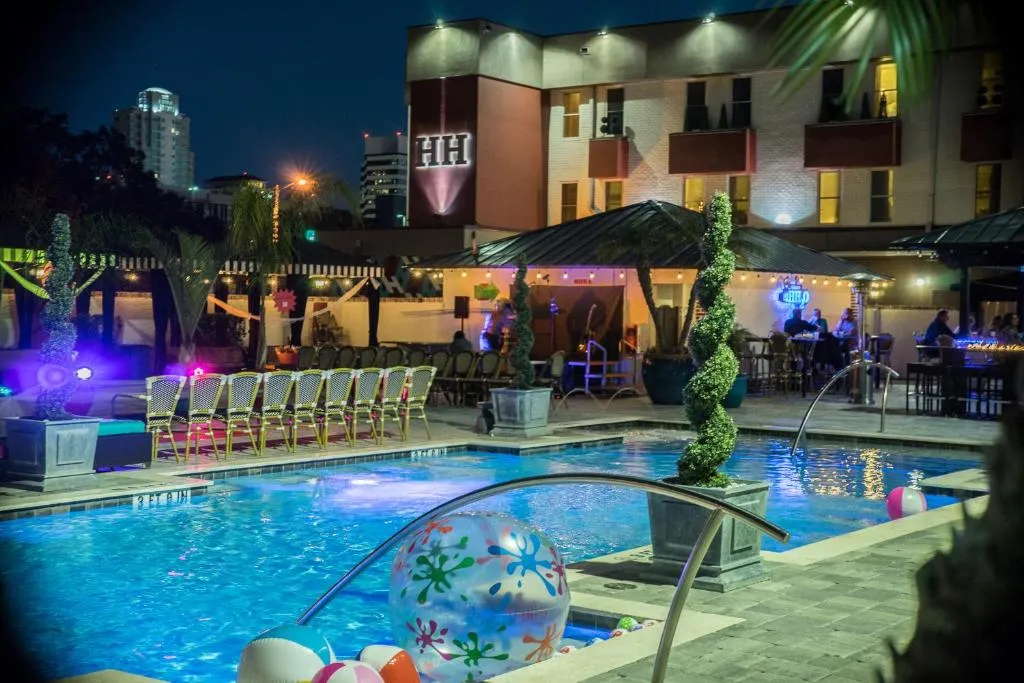 Hollander Hotel - Downtown St. Petersburg, hotel in St. Petersburg