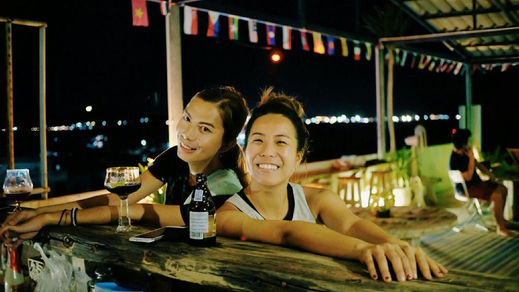 อาหารและเครื่องดื่ม