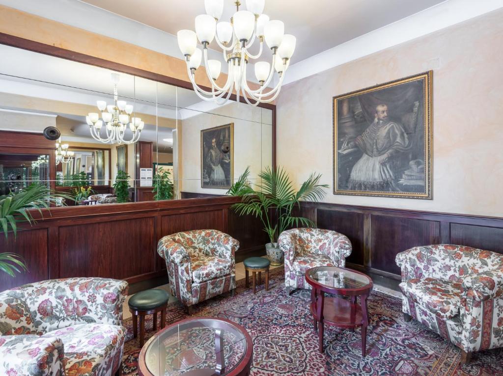 Hotel Minerva Palace photo