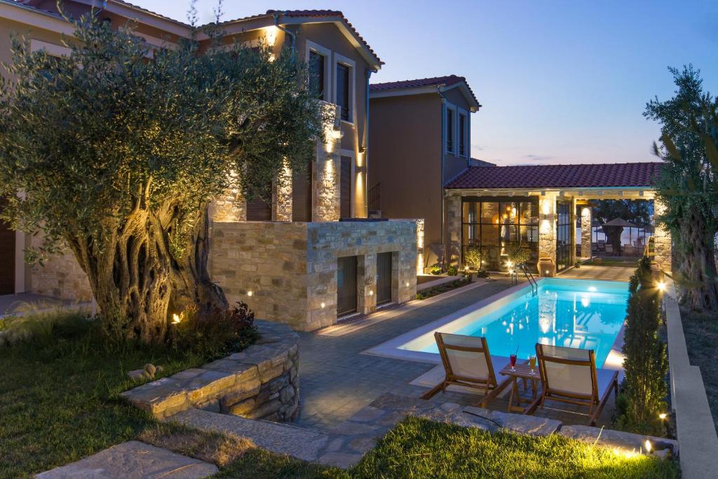 By the sea luxury suites — Hotel in Thassos