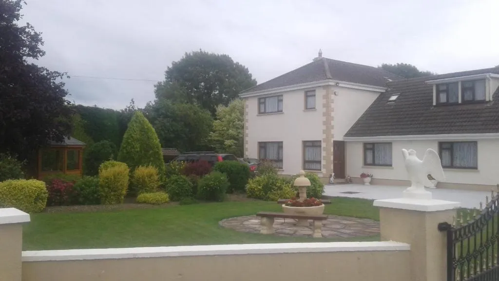 Laurel Lodge, hotel in Shannonbridge