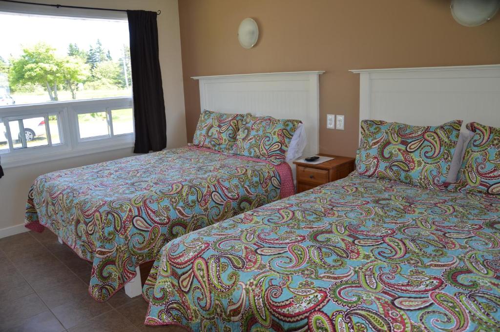 Clifty Cove Motel photo
