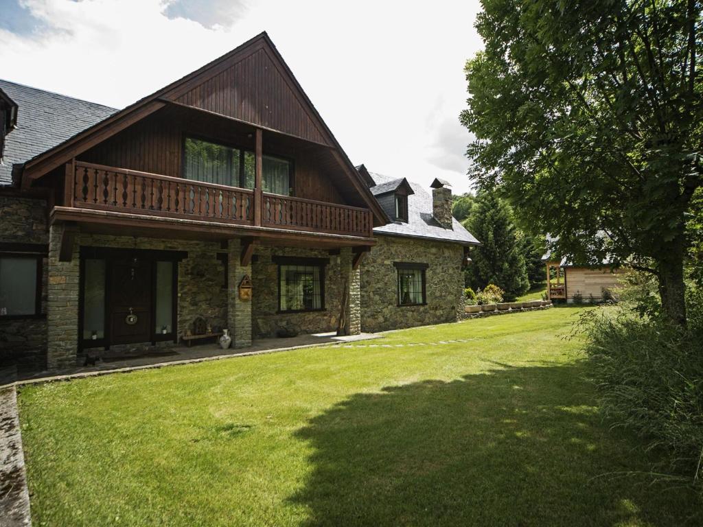 Chalet in Vielha near Baqueira Ski Resort - 3