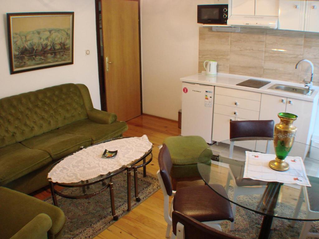 Apartments M - 4