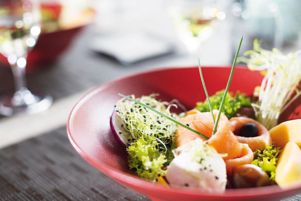 อาหารและเครื่องดื่ม