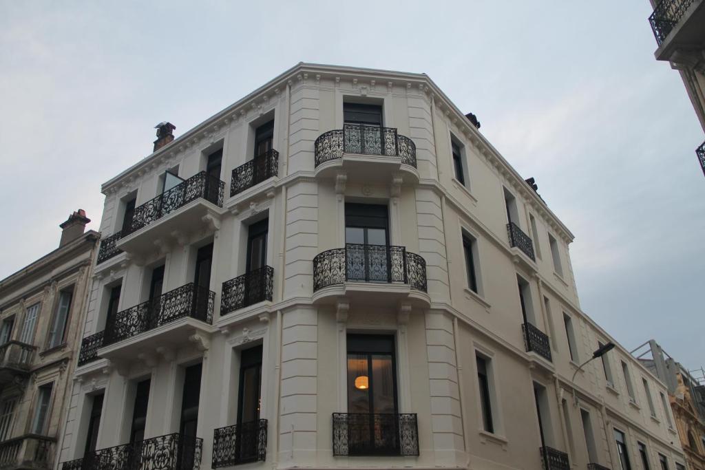 Palais Foch photo
