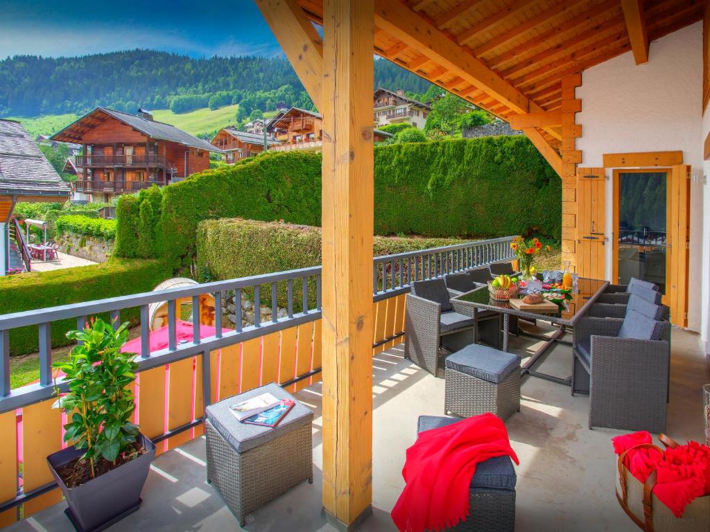 Chalet Alyssum - OVO Network - 3