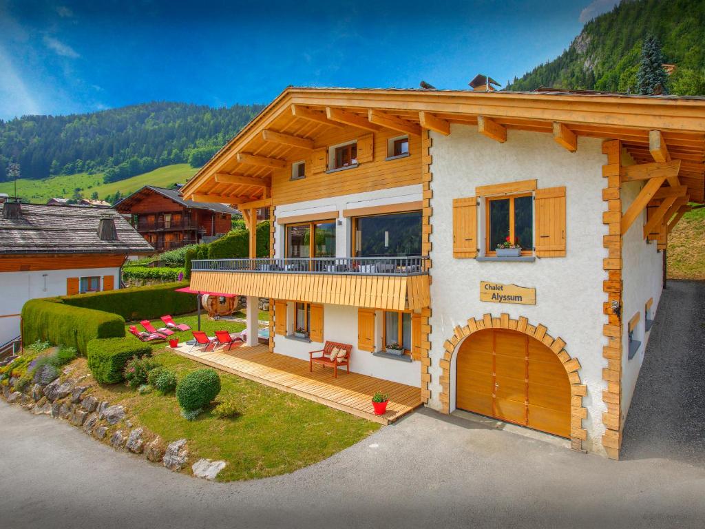 Chalet Alyssum - OVO Network - 4