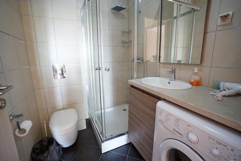 Budva Bay Breeze Apartments photo