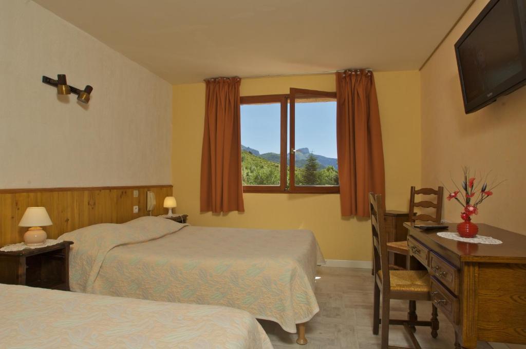 Boustigue Hotel - 4