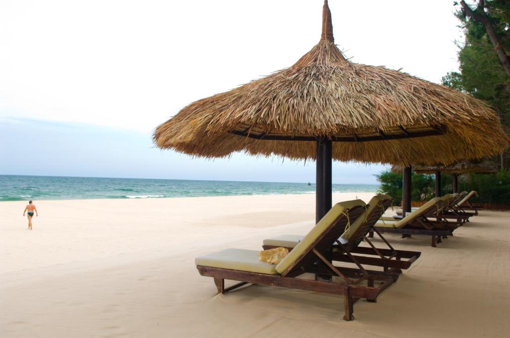 Cham Villas Boutique Luxury Resort photo