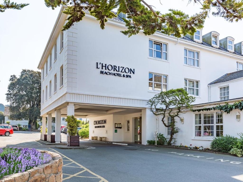 L’Horizon Beach Hotel & Spa photo