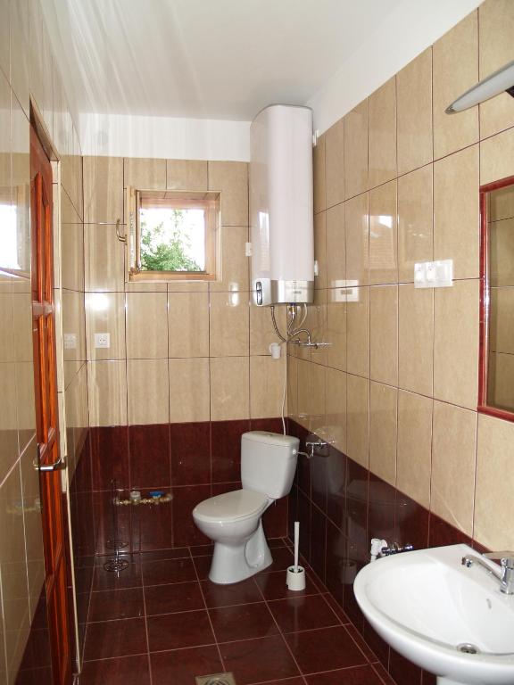 Liliom Apartman photo
