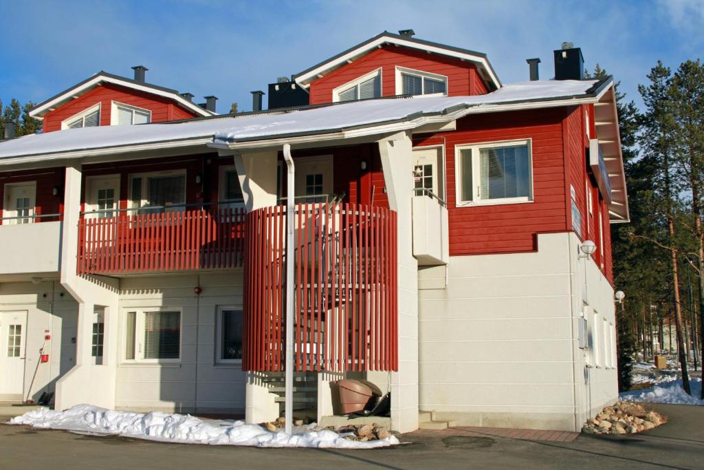 Entrance, Polar Star Moonlight Apartments in Levi