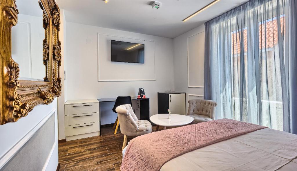 Mincheta - Luxury Rooms photo