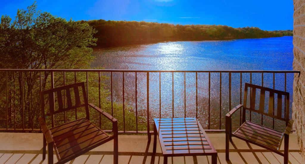 The VUE Boutique Hotel Wisconsin Dells book your hotel with ViaMichelin