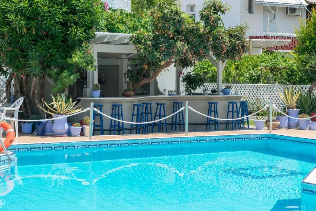 Hotel George, hotel in Limenas