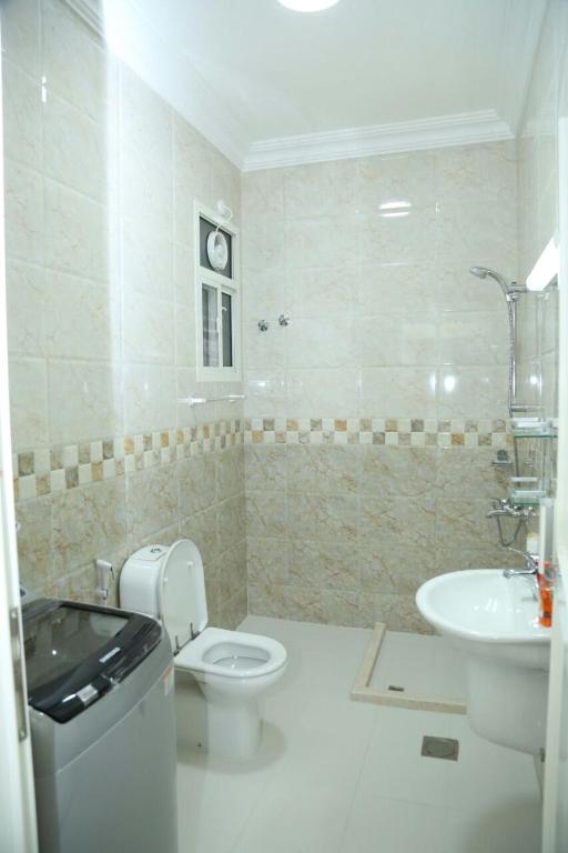 Golden Season Furnished Apartments 5 photo